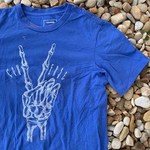 Converse Skeleton Peace Sign Graphic T-Shirt XS